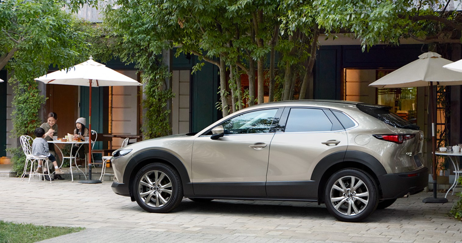 サーフィン向けコンパクトカーおすすめ10選 女性サーファーも必見 Pimenta Garage