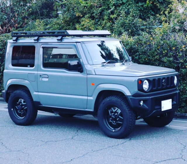 新型ジムニーのミディアムグレーがカッコ良すぎてスーパーカブとシャリーに塗装してみた Pimenta Garage